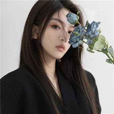 贵妃她每天都想逃离皇宫